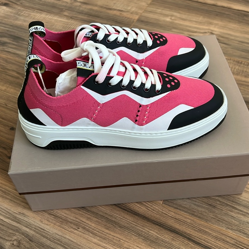 Brand new FABI wave 21 FUXIA sneakers. Sz 38. Made in Italy.